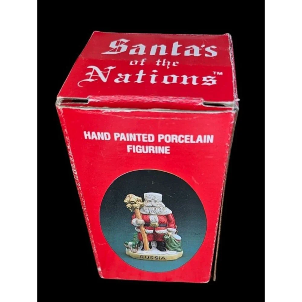 Santa's of the Nations Russia Porcelain Figurine NIB Hand Painted Christmas 8914